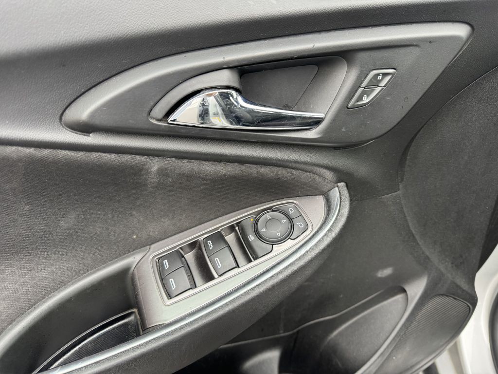 2019 Chevrolet Malibu Image 7