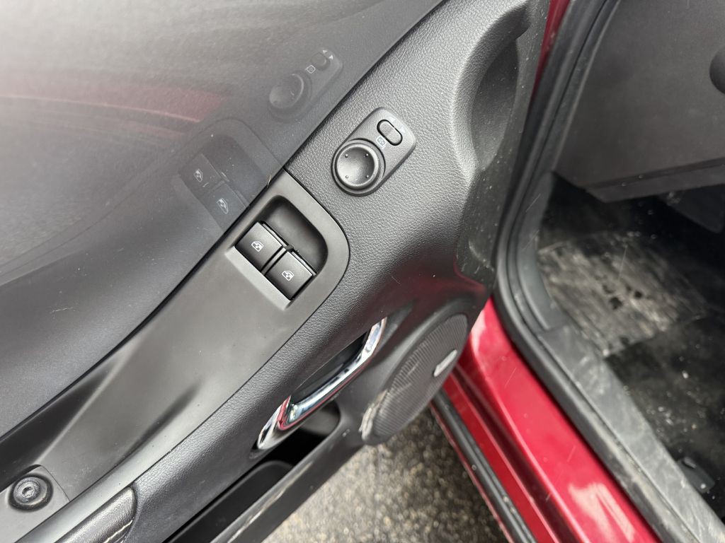 2010 Chevrolet Camaro Image 8