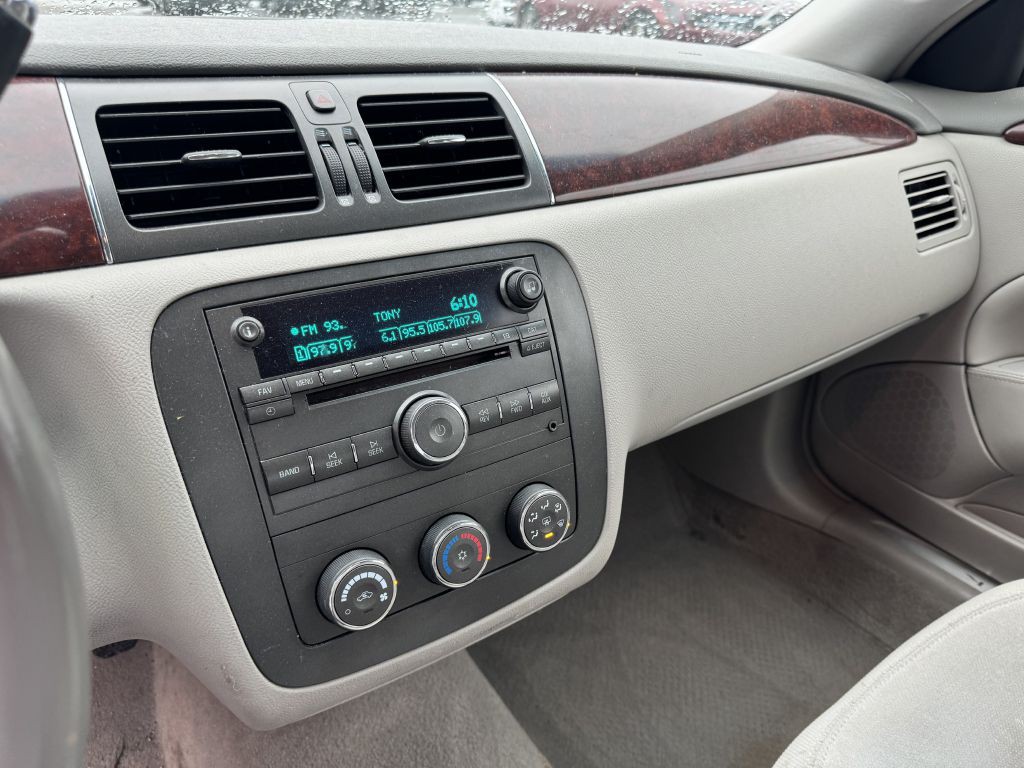 2008 Buick Lucerne Image 10