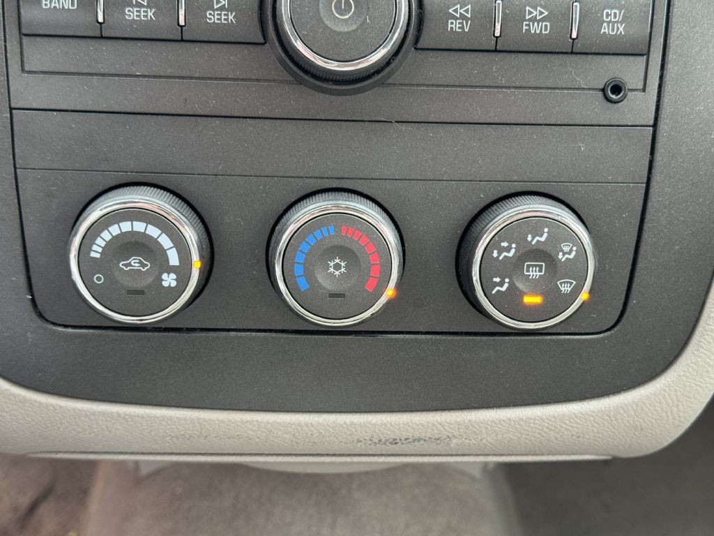 2008 Buick Lucerne Image 17