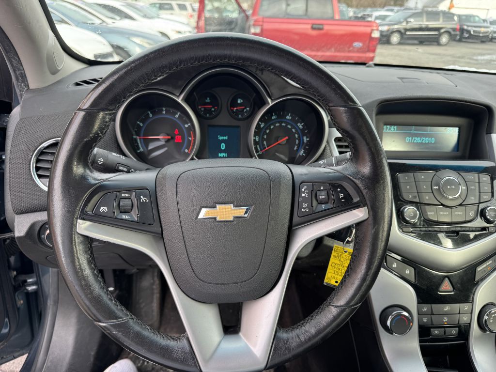 2012 Chevrolet Cruze Image 9