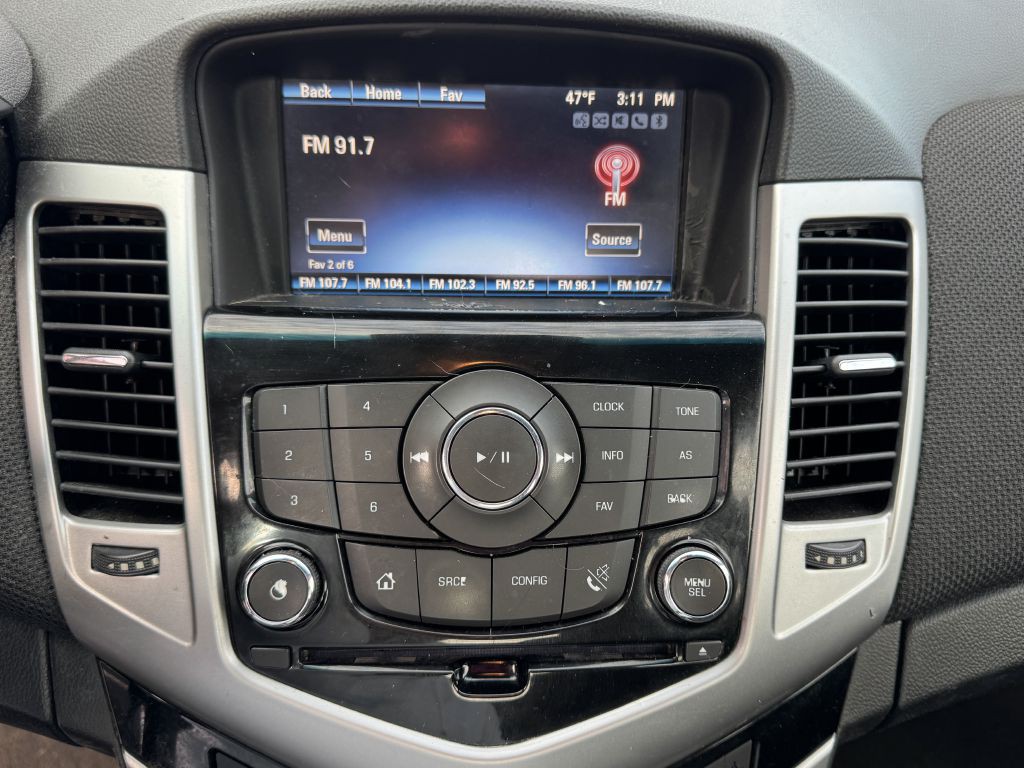 2016 Chevrolet Cruze Image 17