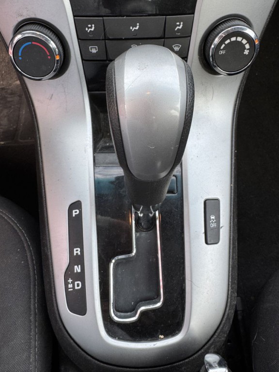 2016 Chevrolet Cruze Image 19