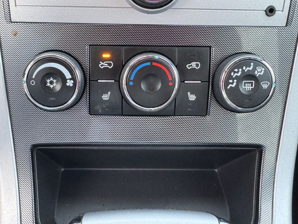 2009 Chevrolet Equinox Image 17