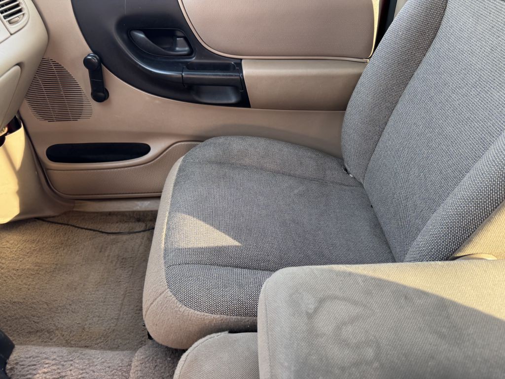 2000 Ford Ranger Image 13