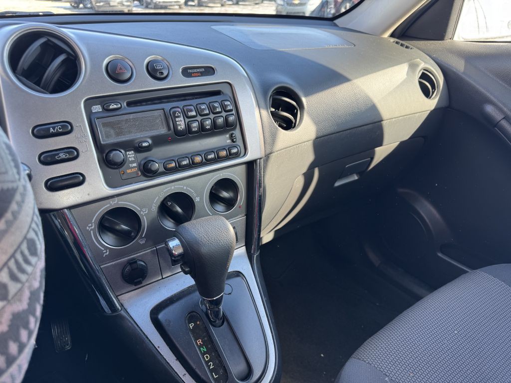 2006 Pontiac Vibe Image 11