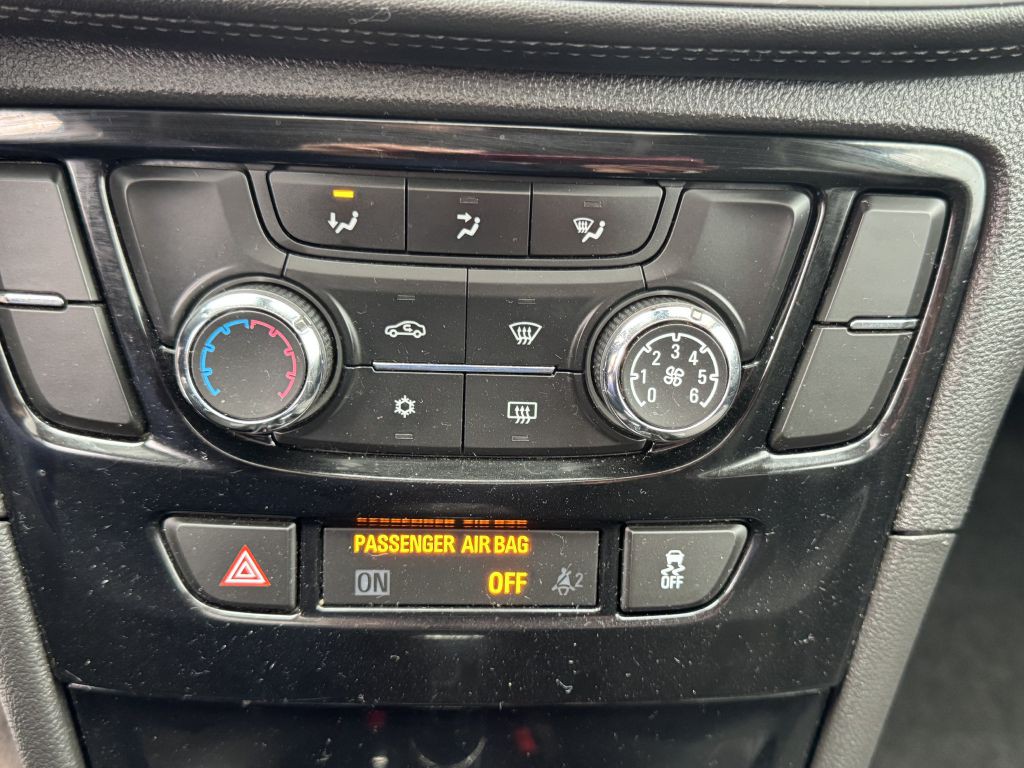 2019 Buick Enclave Image 19