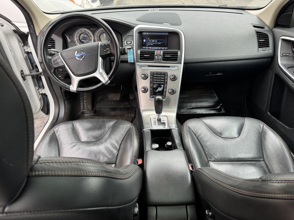 2012 Volvo XC60 Image 7