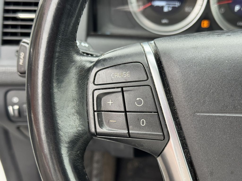 2012 Volvo XC60 Image 15