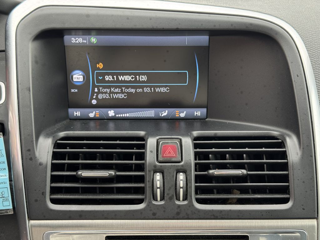 2012 Volvo XC60 Image 18