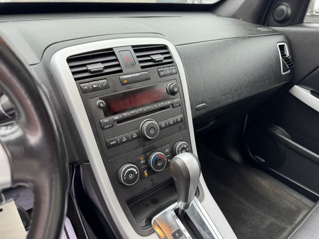 2008 Pontiac Torrent Image 11