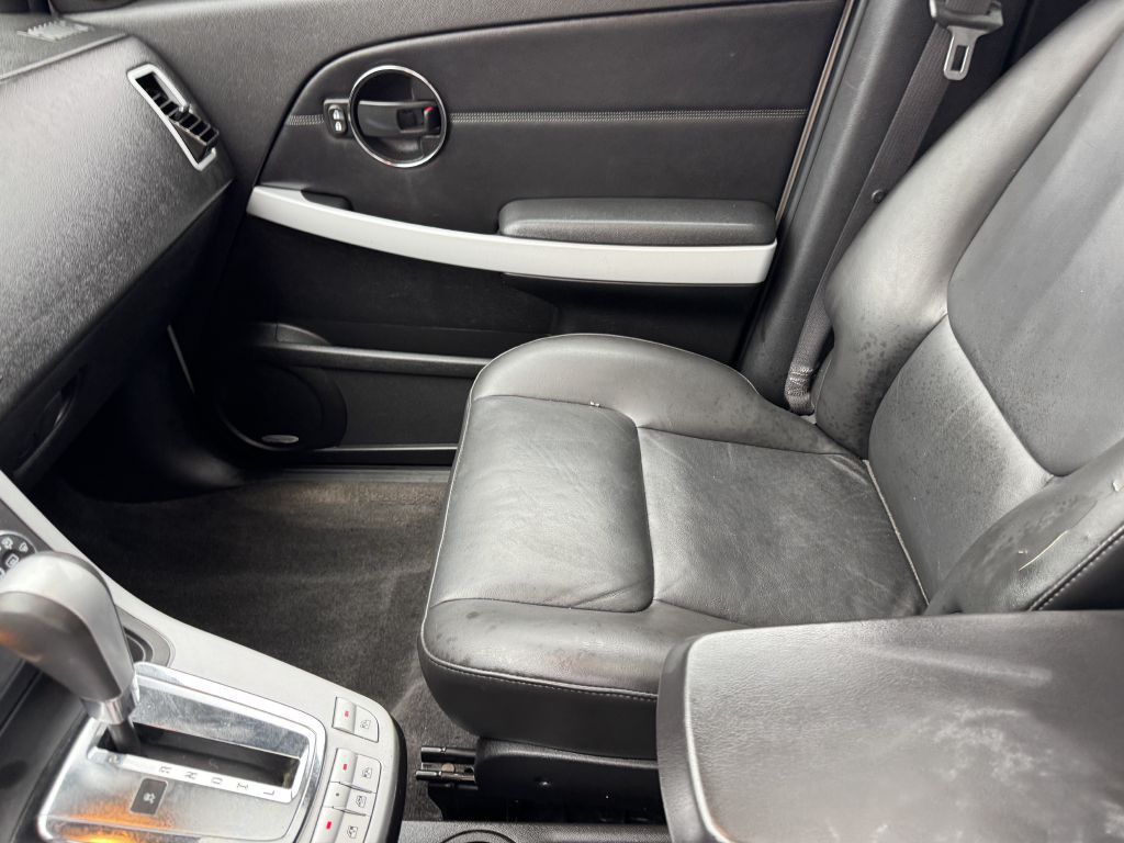 2008 Pontiac Torrent Image 12