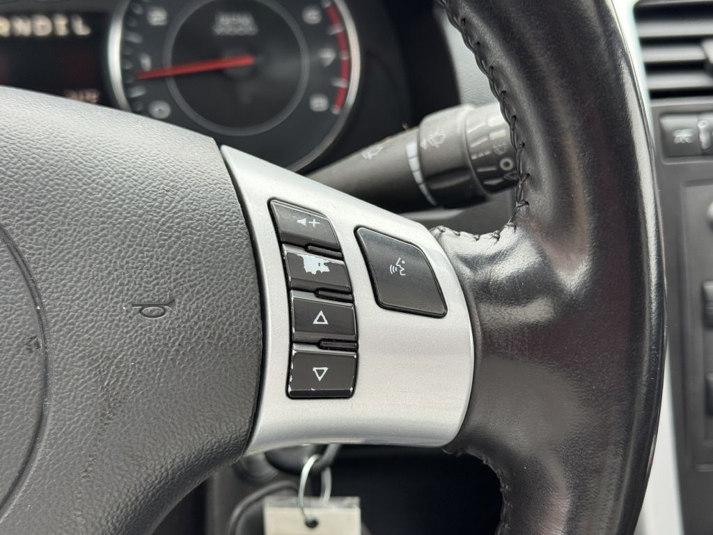 2008 Pontiac Torrent Image 16