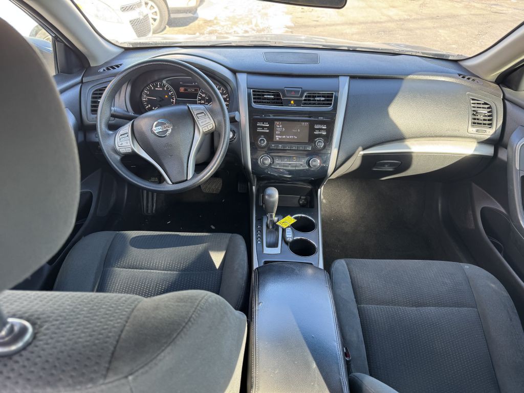 2015 Nissan Altima Image 6
