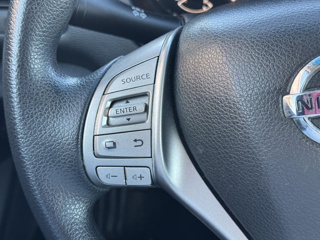 2015 Nissan Altima Image 11
