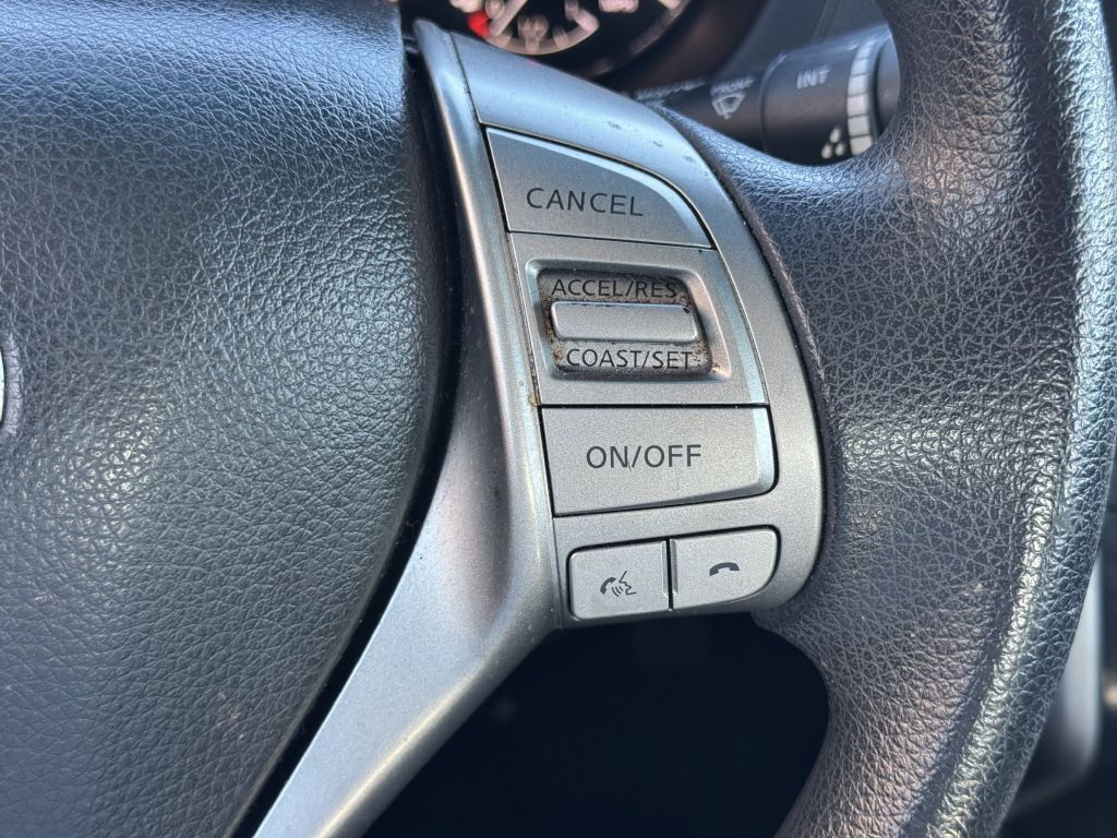 2015 Nissan Altima Image 12