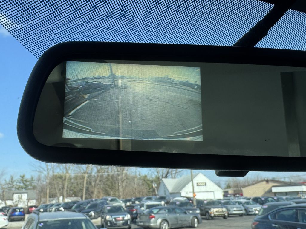 2022 GMC Savana Image 20