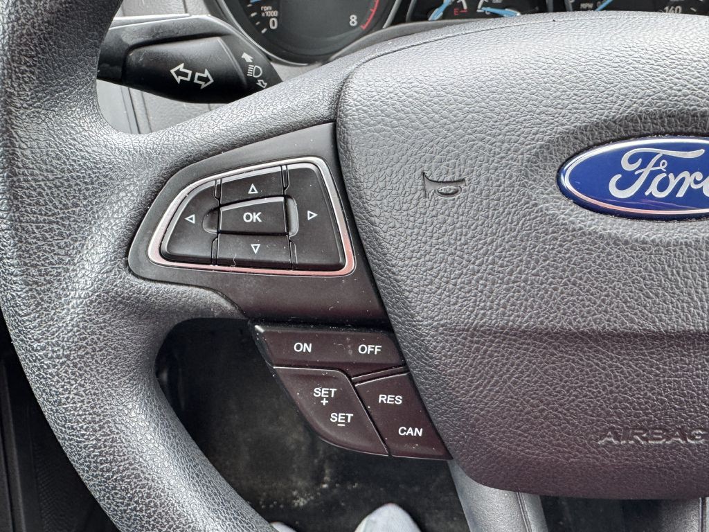2016 Ford Focus Image 13