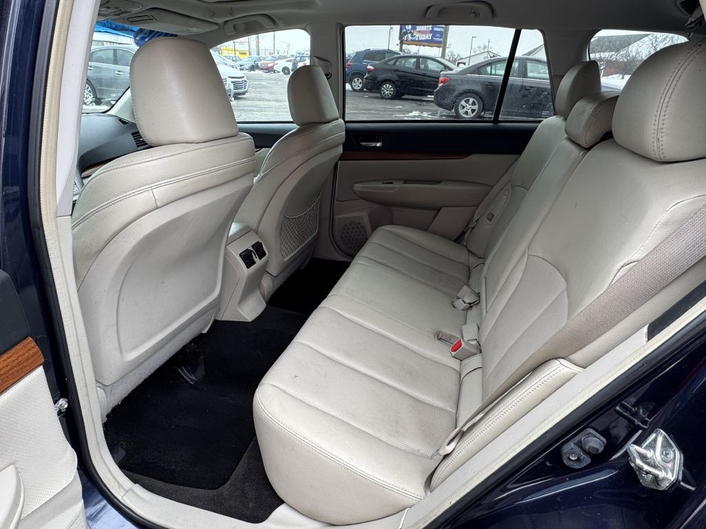 2014 Subaru Outback Image 6