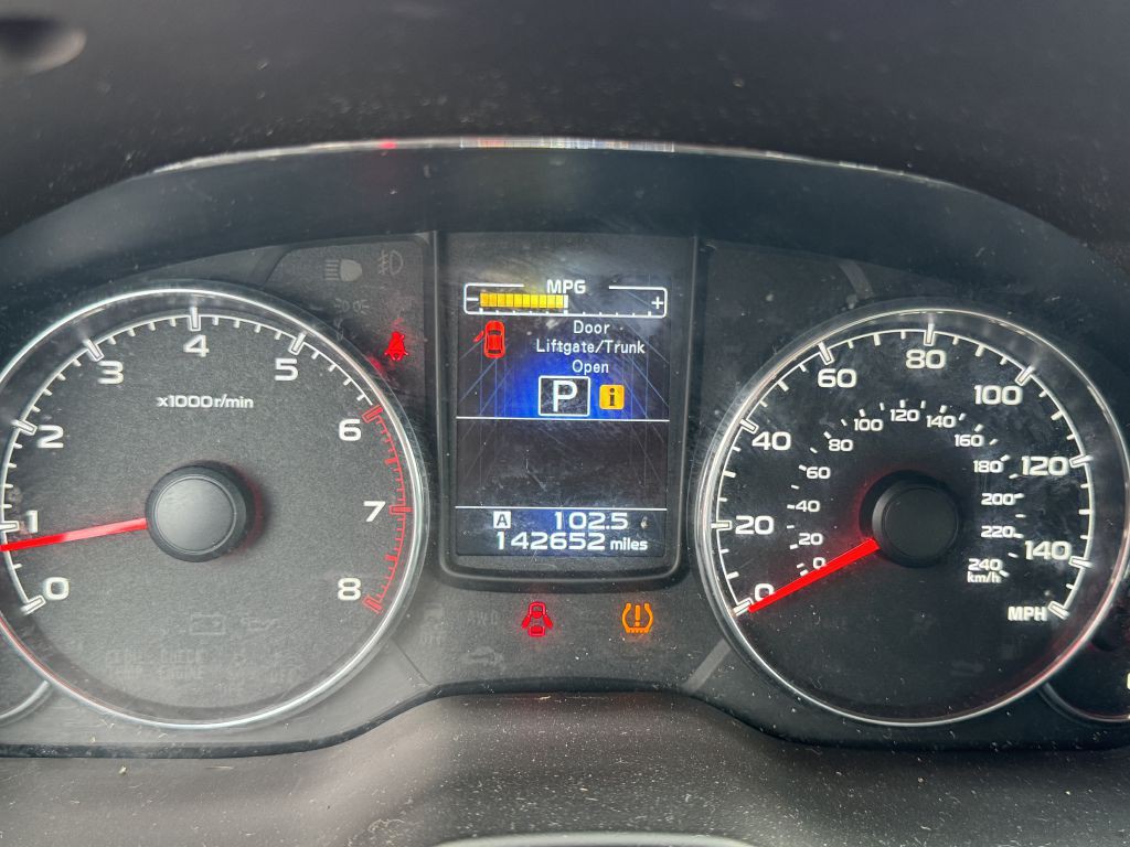 2014 Subaru Outback Image 16