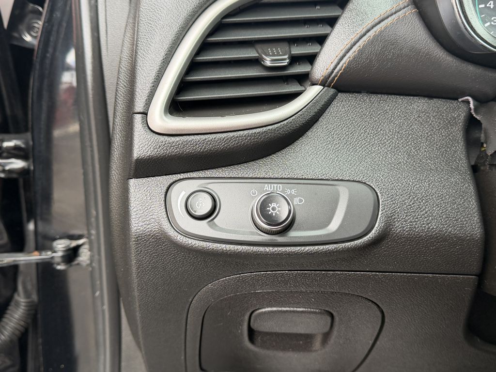 2020 Chevrolet Trax Image 14