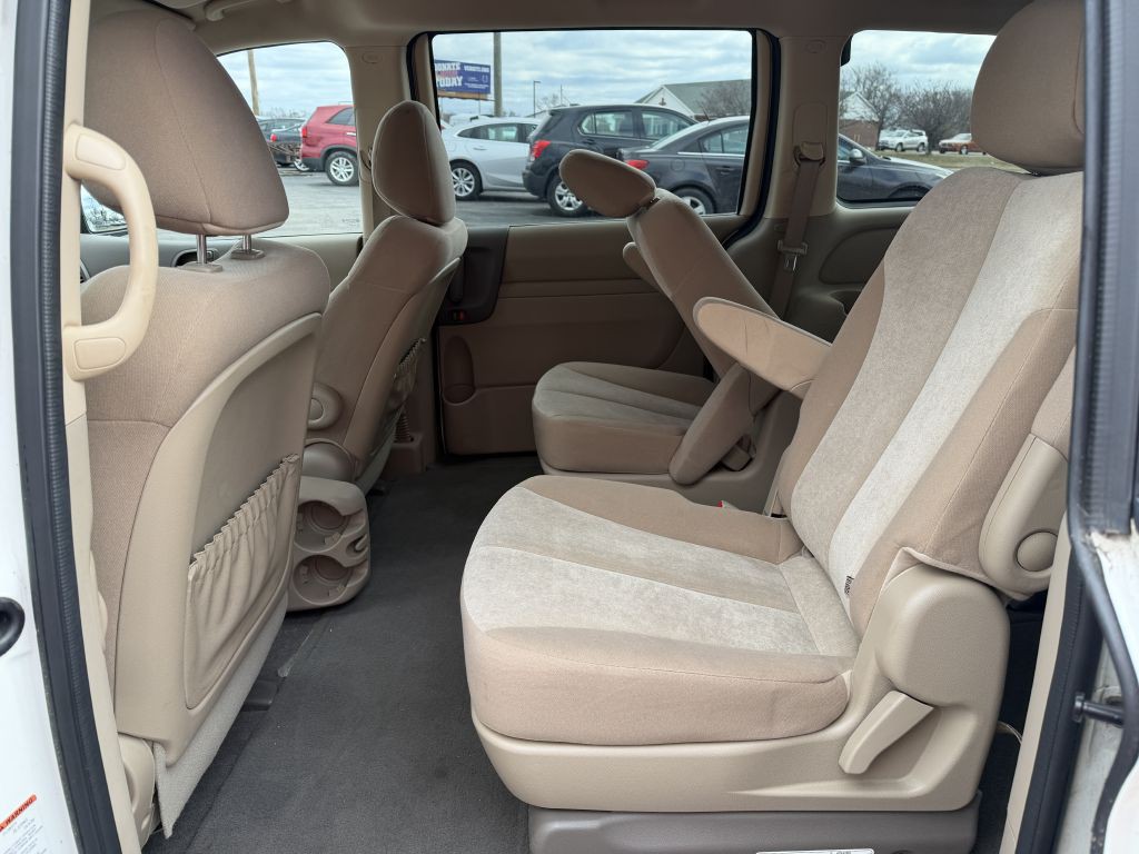 2014 Kia Sedona Image 7