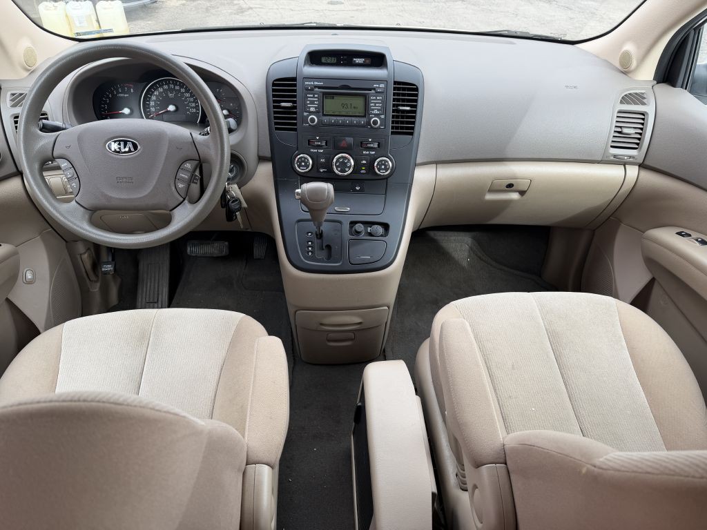 2014 Kia Sedona Image 8