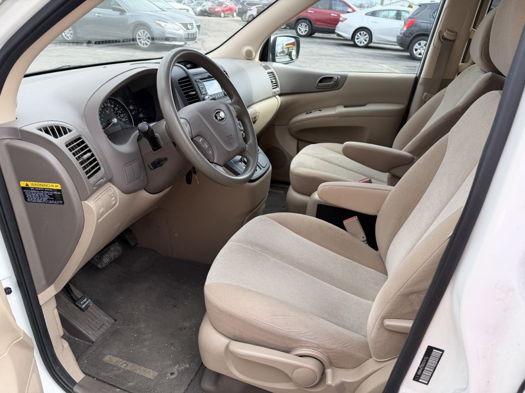2014 Kia Sedona Image 10