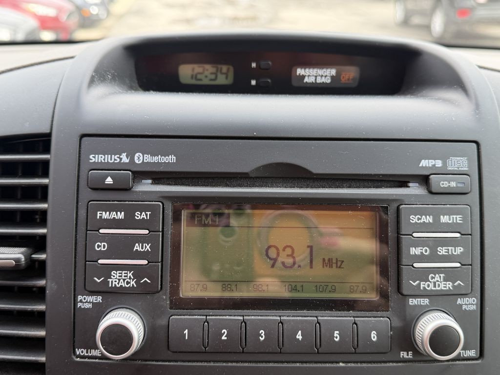 2014 Kia Sedona Image 18