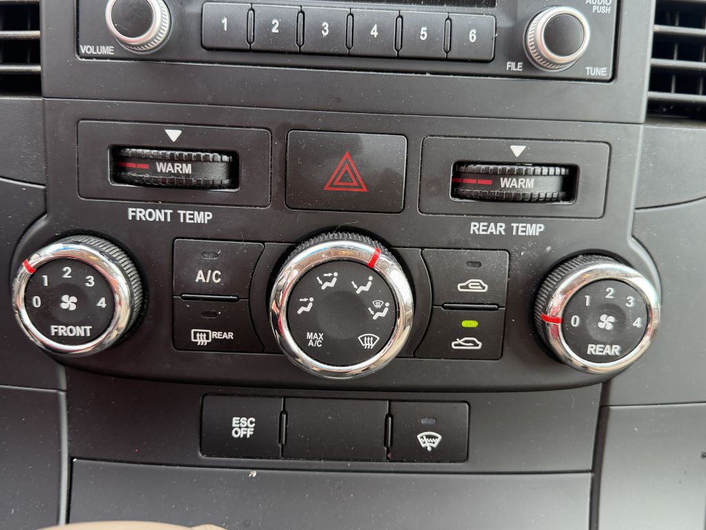 2014 Kia Sedona Image 19