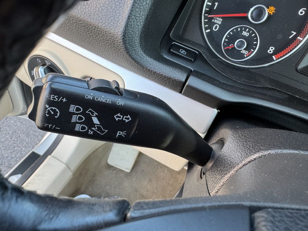 2012 Volkswagen Eos Image 15