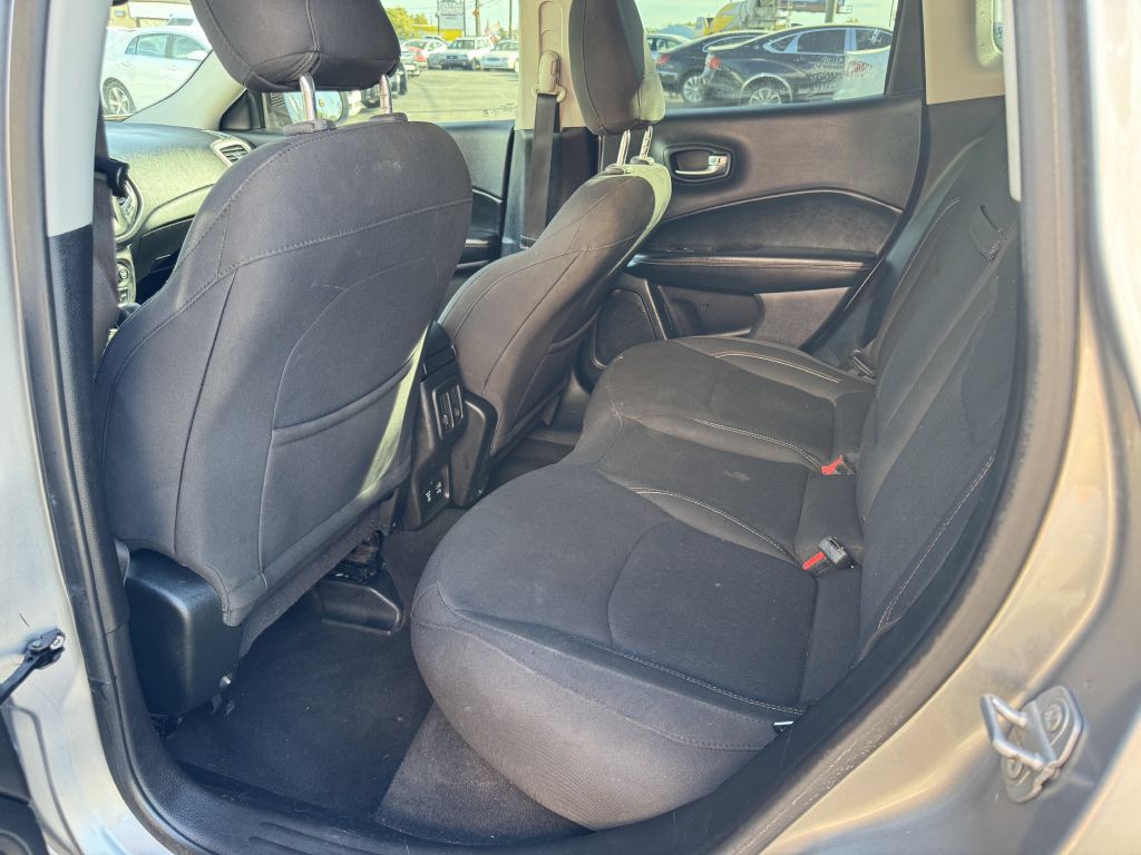 2019 Jeep Compass Image 6