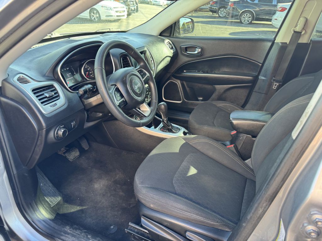 2019 Jeep Compass Image 10