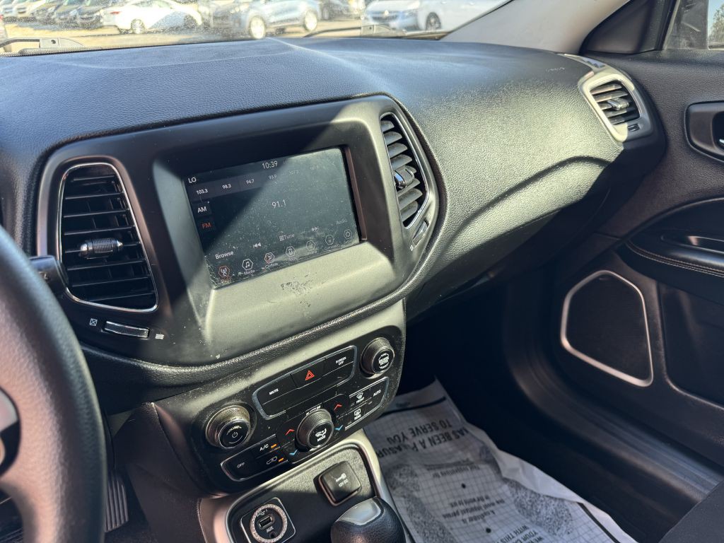 2019 Jeep Compass Image 12