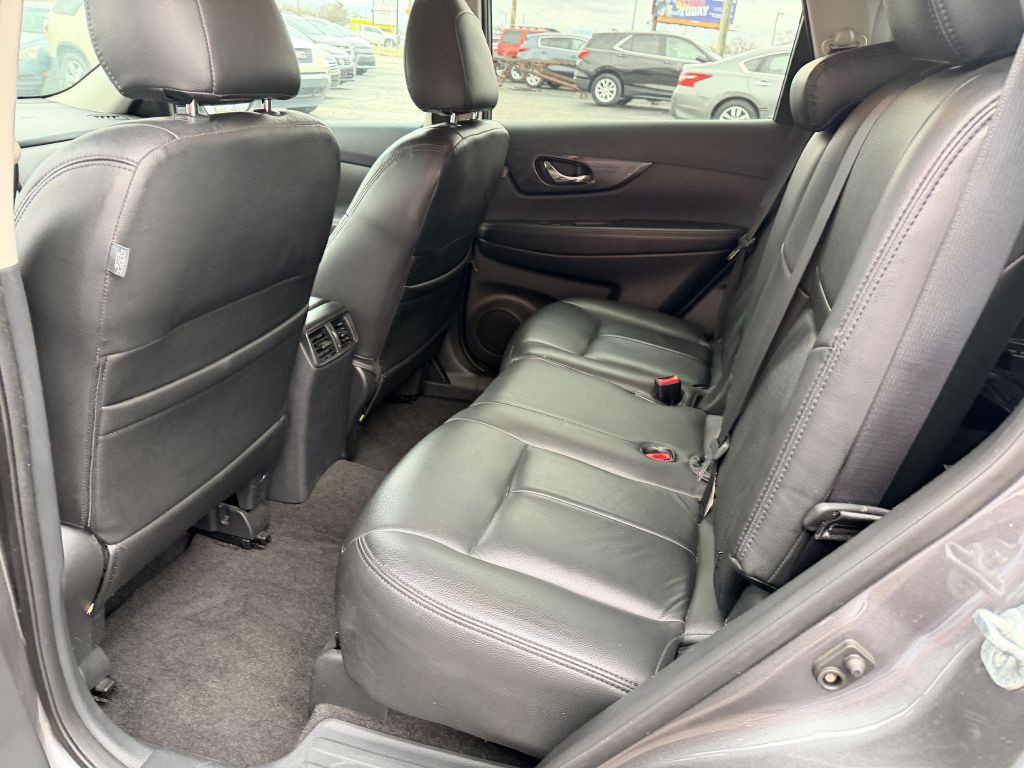 2017 Nissan Rogue Image 6