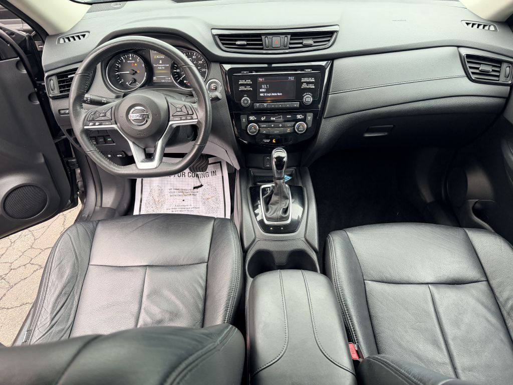 2017 Nissan Rogue Image 7