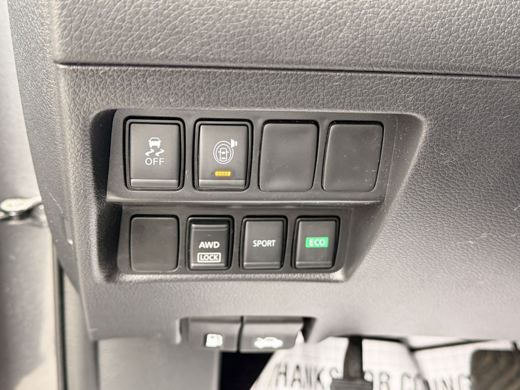 2017 Nissan Rogue Image 13