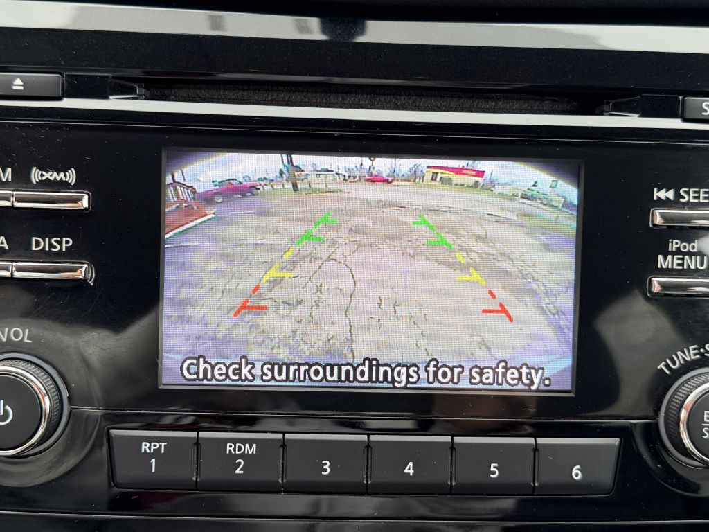 2017 Nissan Rogue Image 22