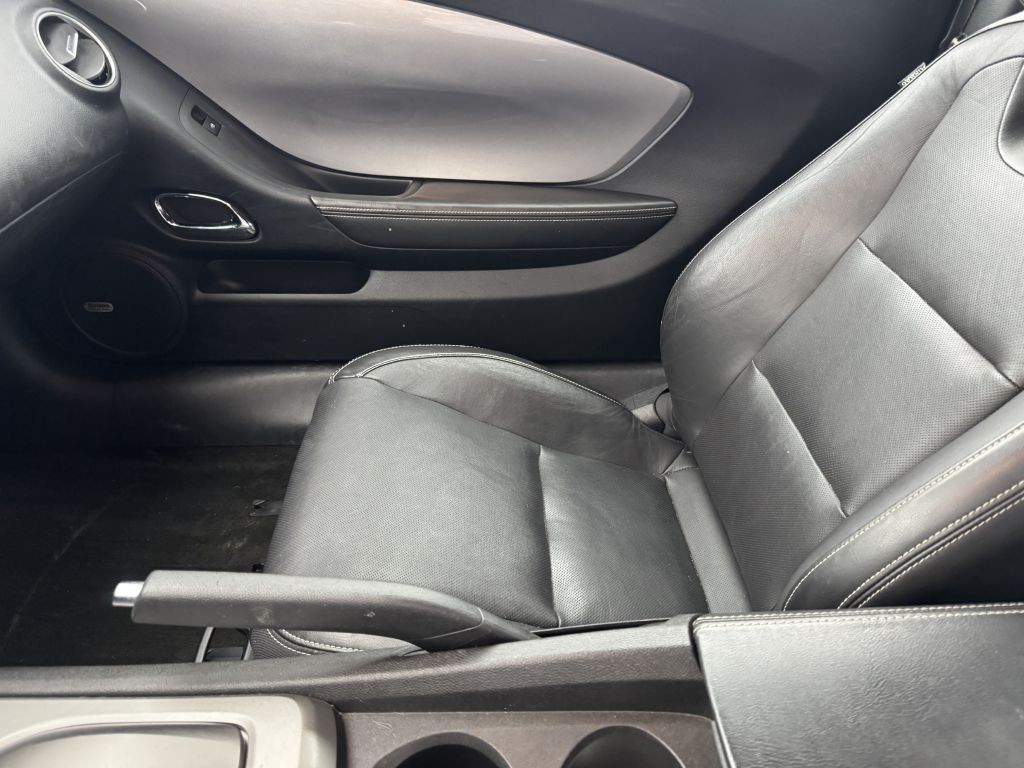 2010 Chevrolet Camaro Image 11