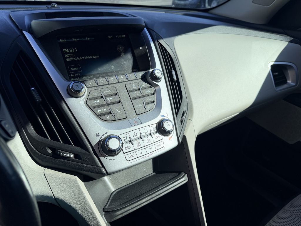 2017 Chevrolet Equinox Image 11