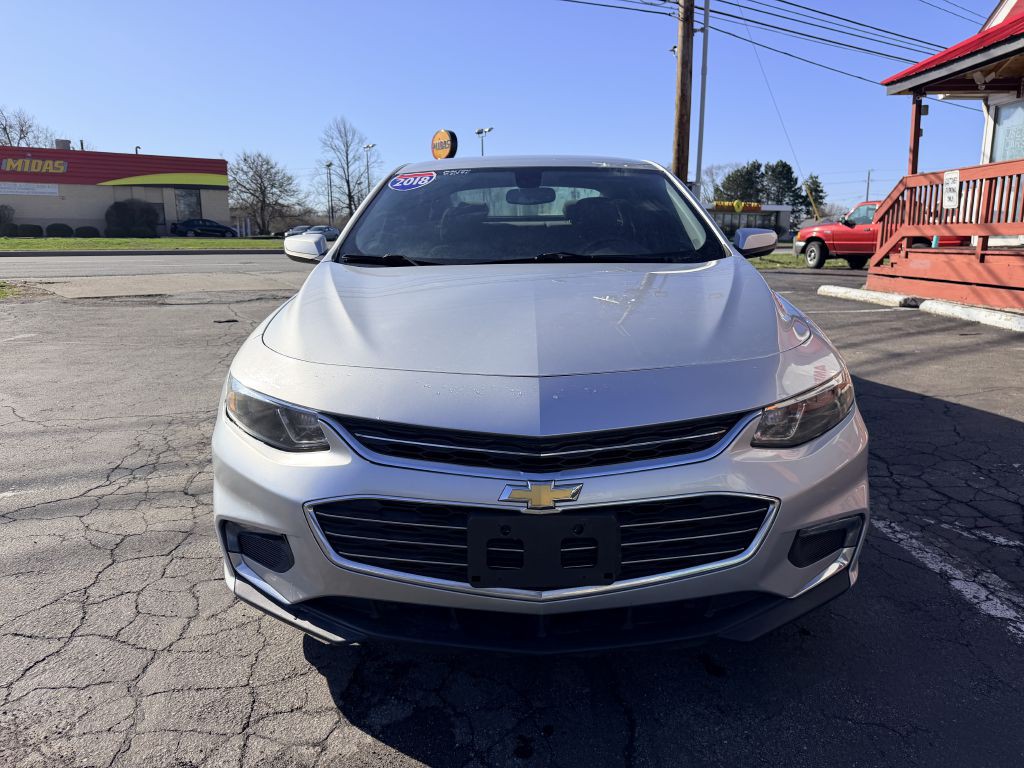 2018 Chevrolet Malibu Image 2