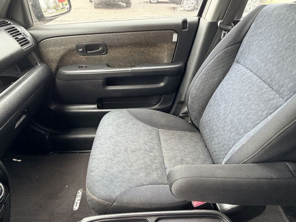 2005 Honda CR-V Image 12