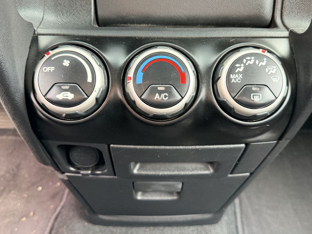 2005 Honda CR-V Image 17