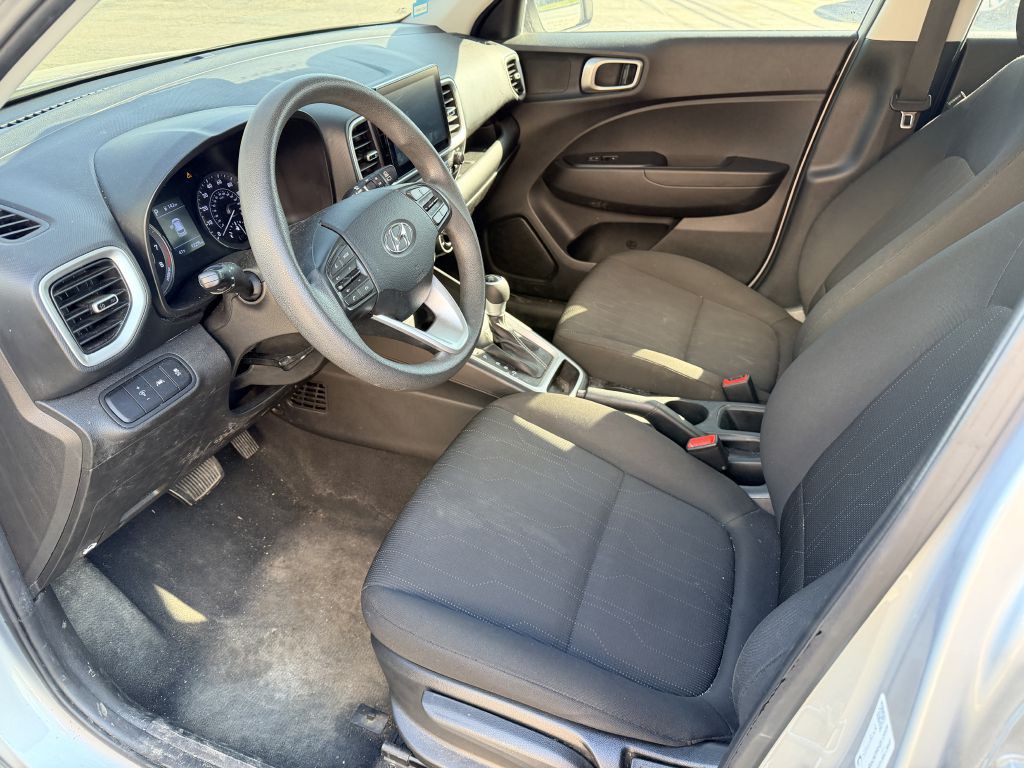 2021 Hyundai Venue Image 8