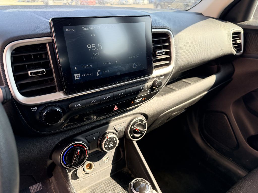 2021 Hyundai Venue Image 10