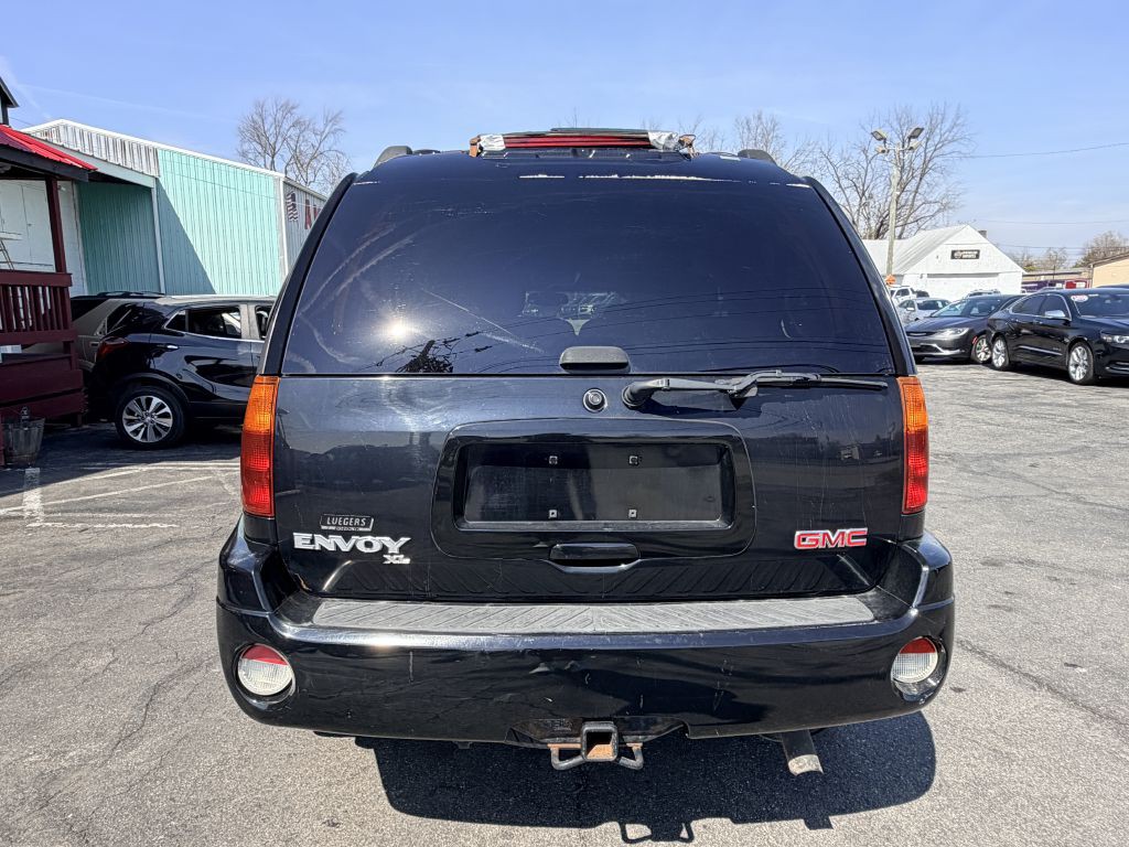 2004 GMC Envoy Image 4
