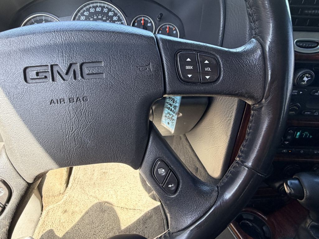 2004 GMC Envoy Image 14