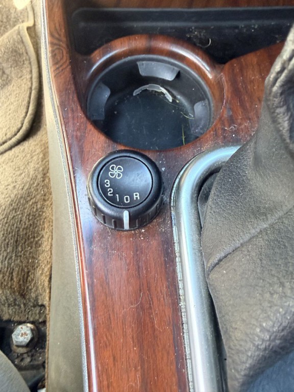 2004 GMC Envoy Image 19