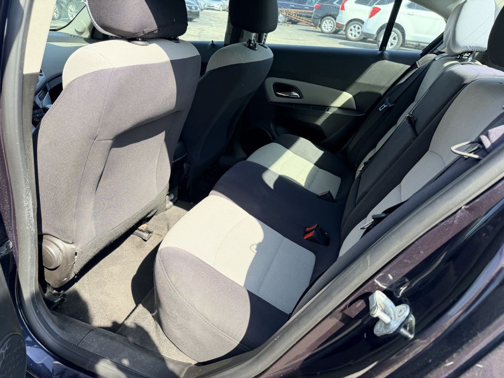 2014 Chevrolet Cruze Image 5