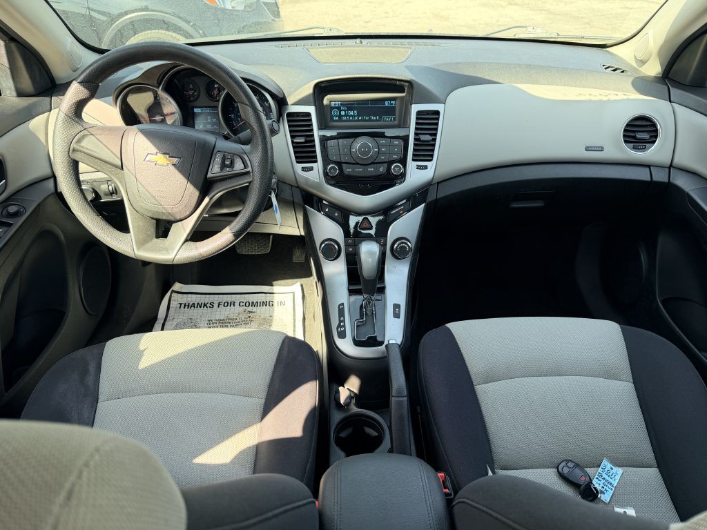 2014 Chevrolet Cruze Image 6
